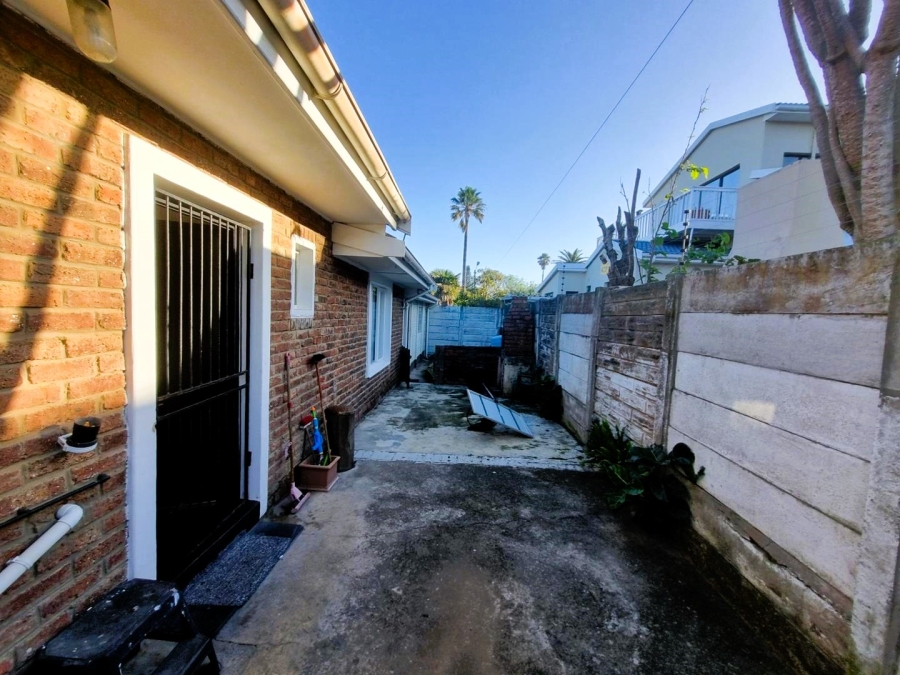 3 Bedroom Property for Sale in Gonubie Eastern Cape